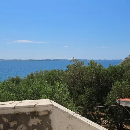 Apartment Robinson House Am Meer, Kuca Naranca *